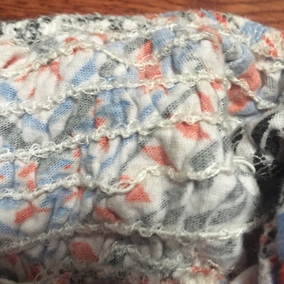 Billabong Women’s Halter Top - Picture 7 of 7